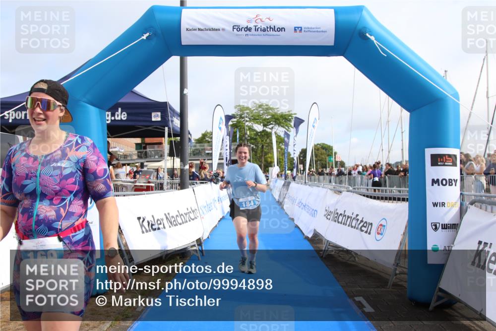 16.08.2026 - KN Förde Triathlon 2026 Markus Tischler http://msf.ph/oto/9994898 16.08.2026 10:44:54 Ziel 169, 182, 184, 169, 182, 184 meine-sportfotos.de