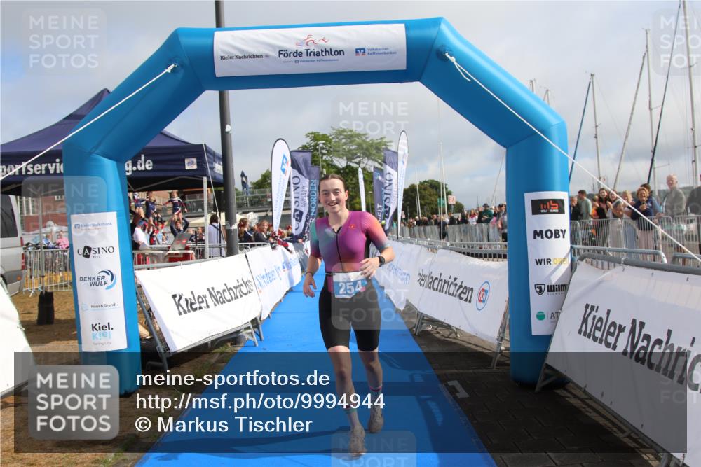 16.08.2026 - KN Förde Triathlon 2026 Markus Tischler http://msf.ph/oto/9994944 16.08.2026 10:45:45 Ziel 181, 254, 181, 254 meine-sportfotos.de