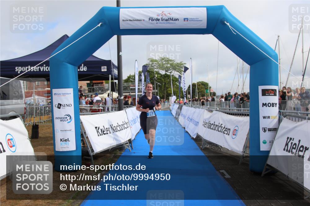 16.08.2026 - KN Förde Triathlon 2026 Markus Tischler http://msf.ph/oto/9994950 16.08.2026 10:46:07 Ziel 203, 203 meine-sportfotos.de