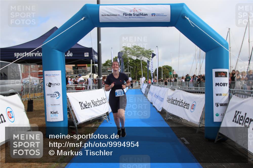 16.08.2026 - KN Förde Triathlon 2026 Markus Tischler http://msf.ph/oto/9994954 16.08.2026 10:46:08 Ziel 203, 203 meine-sportfotos.de