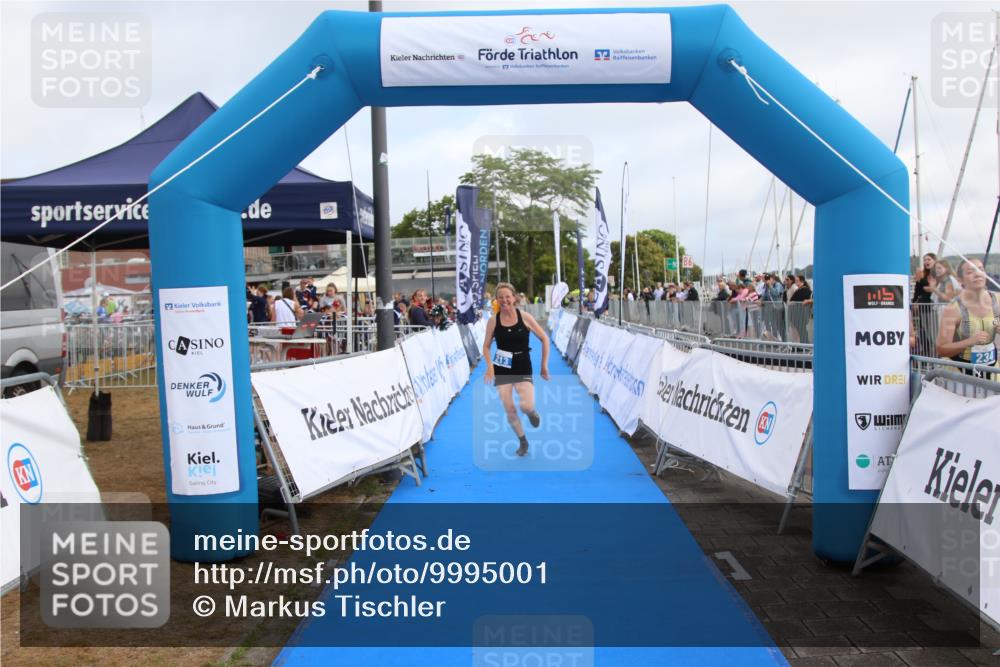 16.08.2026 - KN Förde Triathlon 2026 Markus Tischler http://msf.ph/oto/9995001 16.08.2026 10:48:23 Ziel 213, 213 meine-sportfotos.de