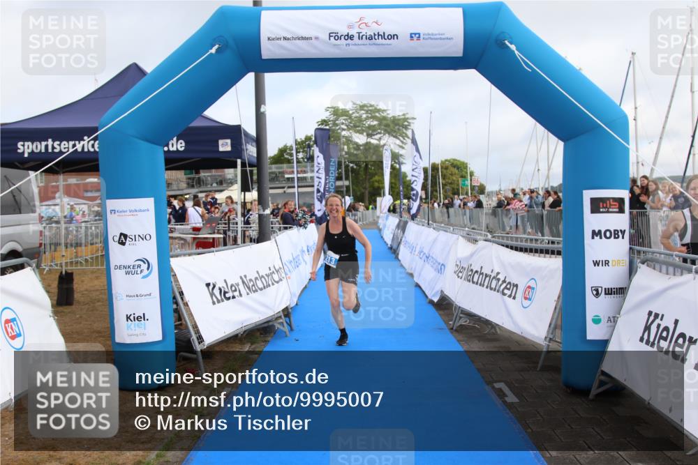 16.08.2026 - KN Förde Triathlon 2026 Markus Tischler http://msf.ph/oto/9995007 16.08.2026 10:48:24 Ziel 213, 213 meine-sportfotos.de