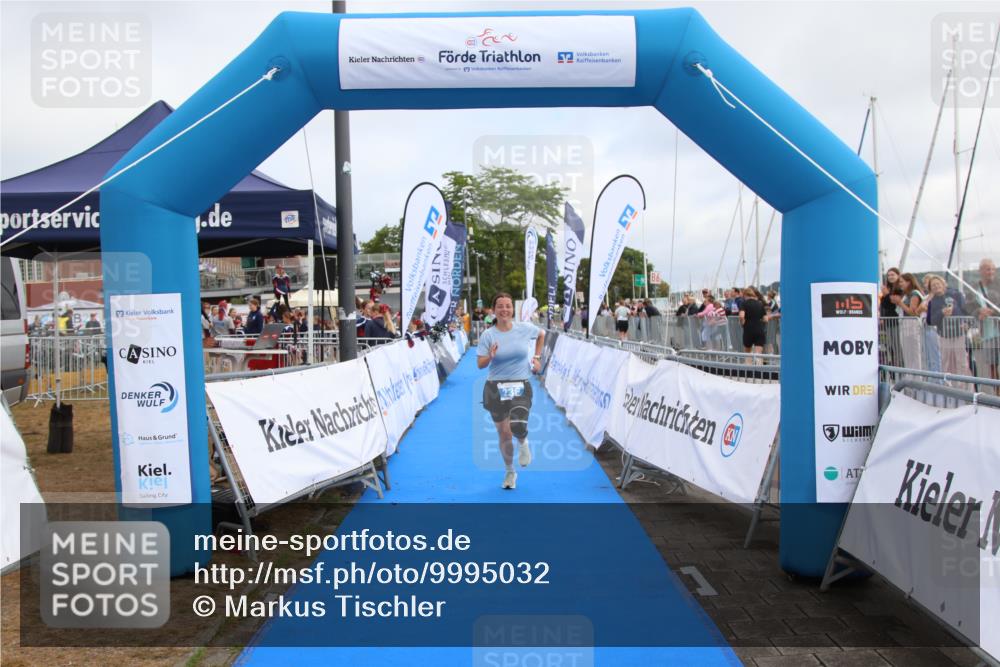 16.08.2026 - KN Förde Triathlon 2026 Markus Tischler http://msf.ph/oto/9995032 16.08.2026 10:49:43 Ziel 123, 236, 123, 236 meine-sportfotos.de