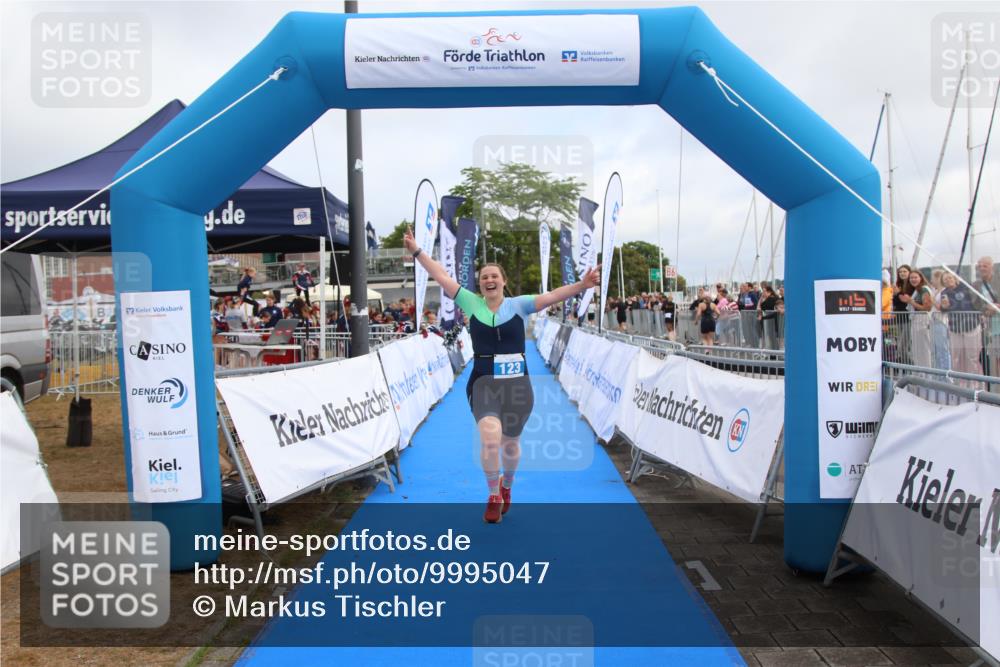16.08.2026 - KN Förde Triathlon 2026 Markus Tischler http://msf.ph/oto/9995047 16.08.2026 10:49:51 Ziel 123, 123 meine-sportfotos.de