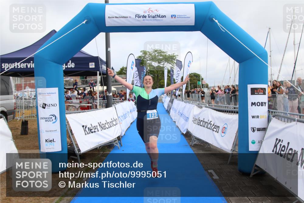 16.08.2026 - KN Förde Triathlon 2026 Markus Tischler http://msf.ph/oto/9995051 16.08.2026 10:49:52 Ziel 123, 123 meine-sportfotos.de