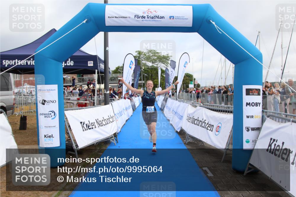 16.08.2026 - KN Förde Triathlon 2026 Markus Tischler http://msf.ph/oto/9995064 16.08.2026 10:50:17 Ziel 258, 258 meine-sportfotos.de