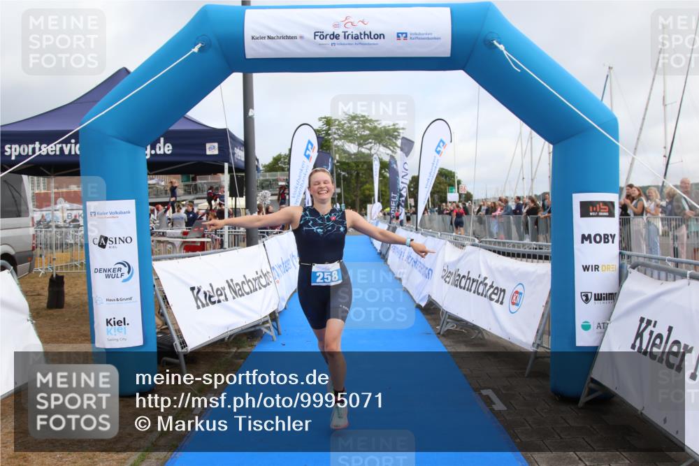 16.08.2026 - KN Förde Triathlon 2026 Markus Tischler http://msf.ph/oto/9995071 16.08.2026 10:50:17 Ziel 258, 258 meine-sportfotos.de