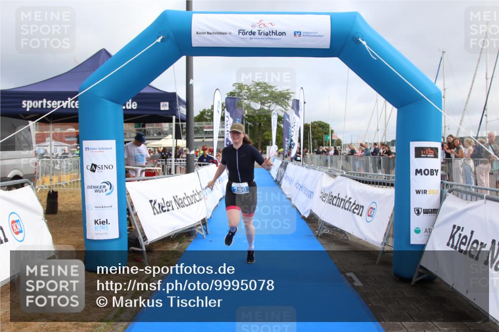 16.08.2026 - KN Förde Triathlon 2026 Markus Tischler http://msf.ph/oto/9995078 16.08.2026 10:50:50 Ziel 250, 250 meine-sportfotos.de