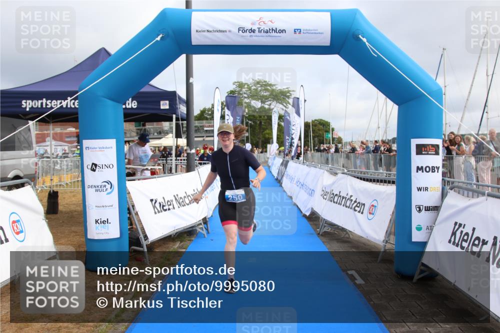 16.08.2026 - KN Förde Triathlon 2026 Markus Tischler http://msf.ph/oto/9995080 16.08.2026 10:50:50 Ziel 250, 250 meine-sportfotos.de
