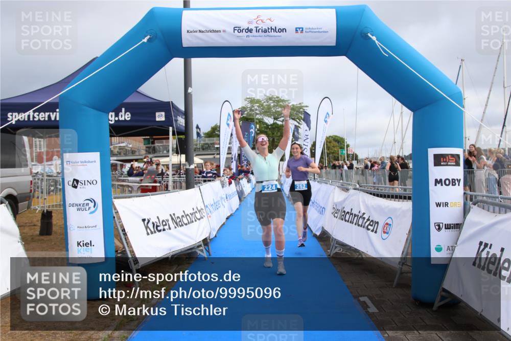 16.08.2026 - KN Förde Triathlon 2026 Markus Tischler http://msf.ph/oto/9995096 16.08.2026 10:51:41 Ziel 202, 224, 252, 202, 224, 252 meine-sportfotos.de