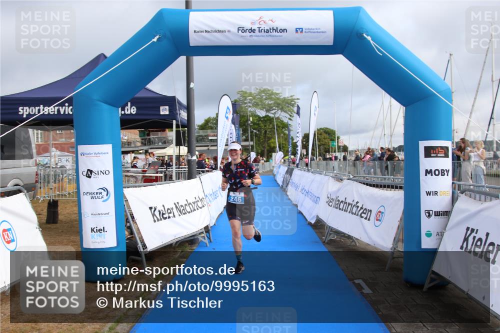 16.08.2026 - KN Förde Triathlon 2026 Markus Tischler http://msf.ph/oto/9995163 16.08.2026 10:53:12 Ziel 246, 246 meine-sportfotos.de