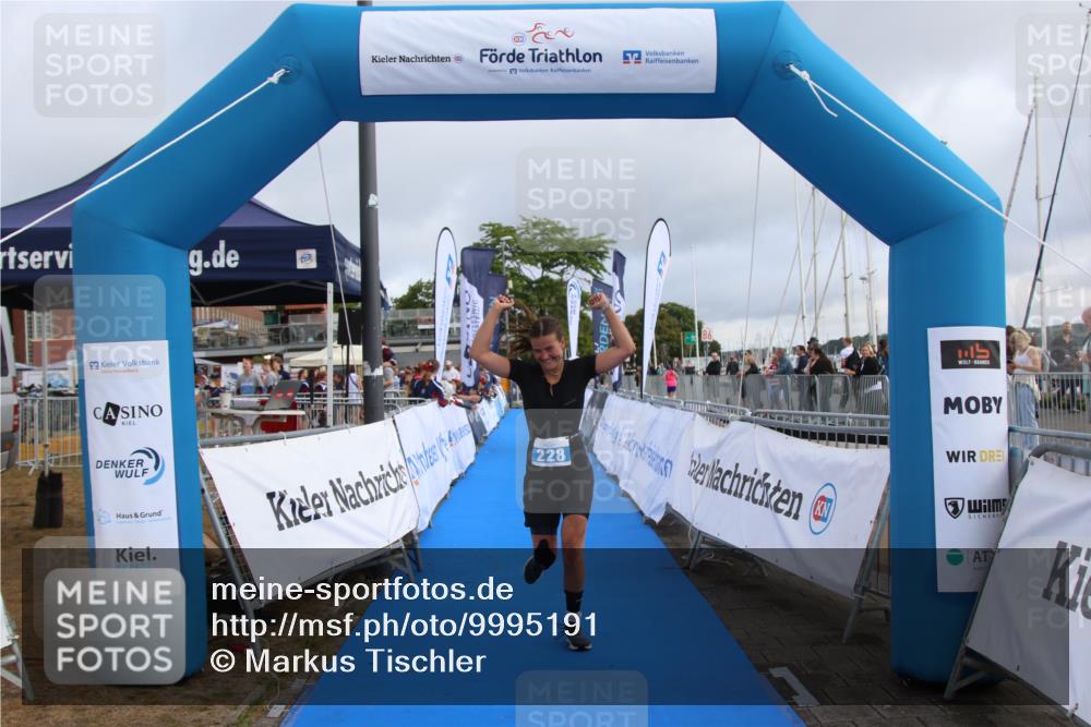 16.08.2026 - KN Förde Triathlon 2026 Markus Tischler http://msf.ph/oto/9995191 16.08.2026 10:54:15 Ziel 228, 228 meine-sportfotos.de