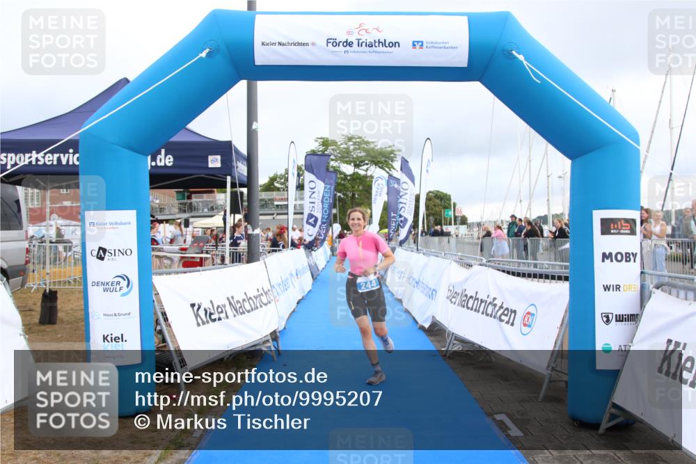 16.08.2026 - KN Förde Triathlon 2026 Markus Tischler http://msf.ph/oto/9995207 16.08.2026 10:55:12 Ziel 244, 244 meine-sportfotos.de