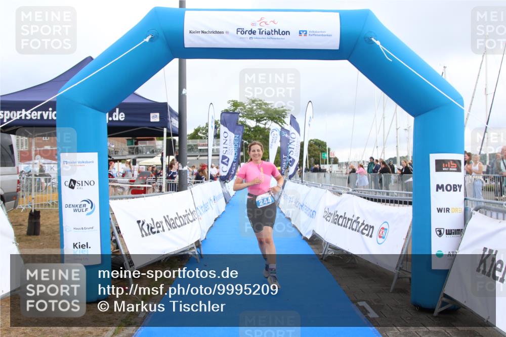 16.08.2026 - KN Förde Triathlon 2026 Markus Tischler http://msf.ph/oto/9995209 16.08.2026 10:55:12 Ziel 244, 244 meine-sportfotos.de