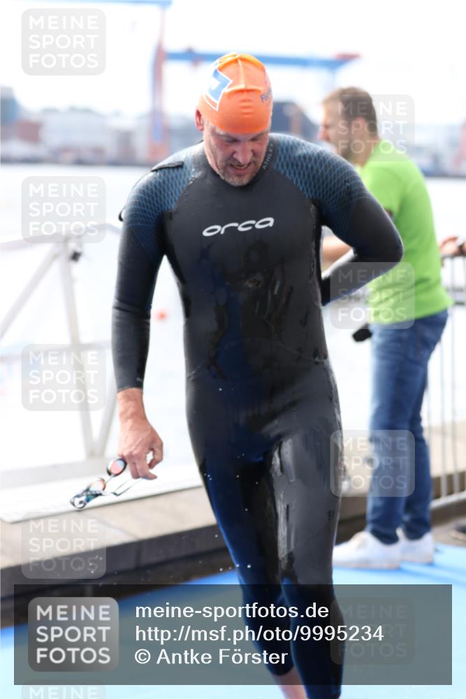 16.08.2026 - KN Förde Triathlon 2026 Antke Förster http://msf.ph/oto/9995234 16.08.2026 10:53:03 Schwimmen 302, 302, 304, 305, 307 meine-sportfotos.de