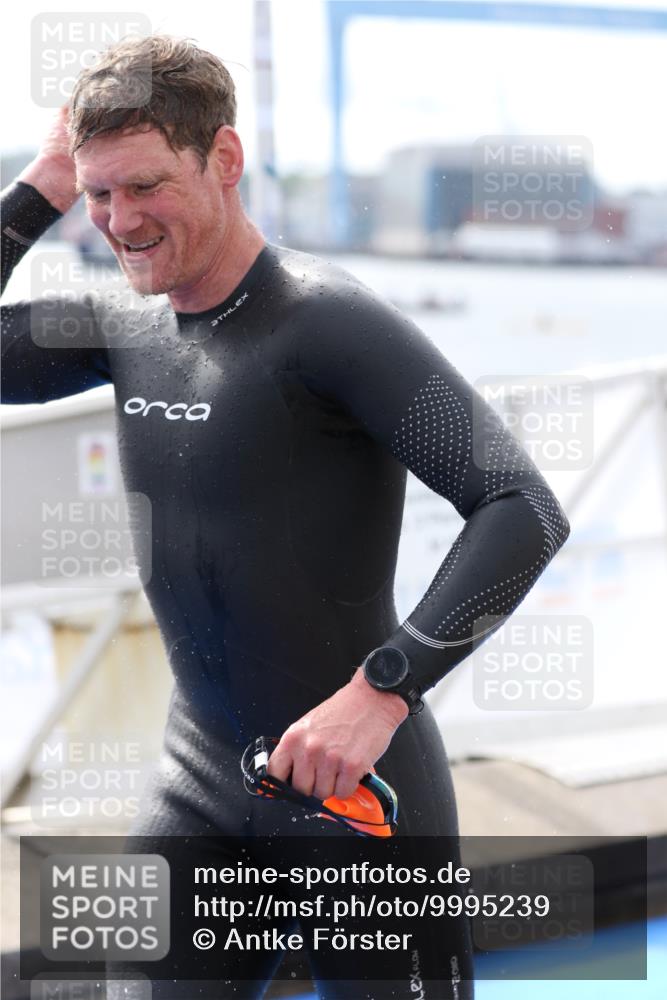 16.08.2026 - KN Förde Triathlon 2026 Antke Förster http://msf.ph/oto/9995239 16.08.2026 10:53:06 Schwimmen 302, 304, 305, 307 meine-sportfotos.de
