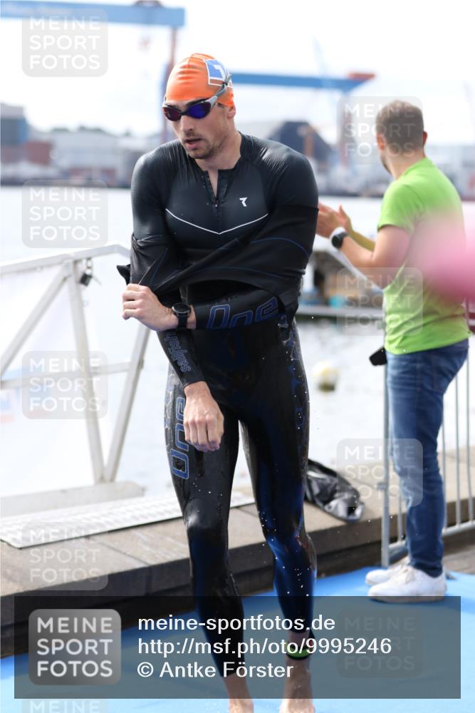 16.08.2026 - KN Förde Triathlon 2026 Antke Förster http://msf.ph/oto/9995246 16.08.2026 10:53:31 Schwimmen 304, 305, 307, 308, 311, 319, 325, 441 meine-sportfotos.de