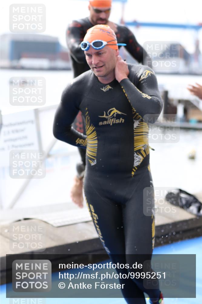 16.08.2026 - KN Förde Triathlon 2026 Antke Förster http://msf.ph/oto/9995251 16.08.2026 10:53:35 Schwimmen 304, 305, 308, 319, 308, 311, 318, 325, 441 meine-sportfotos.de