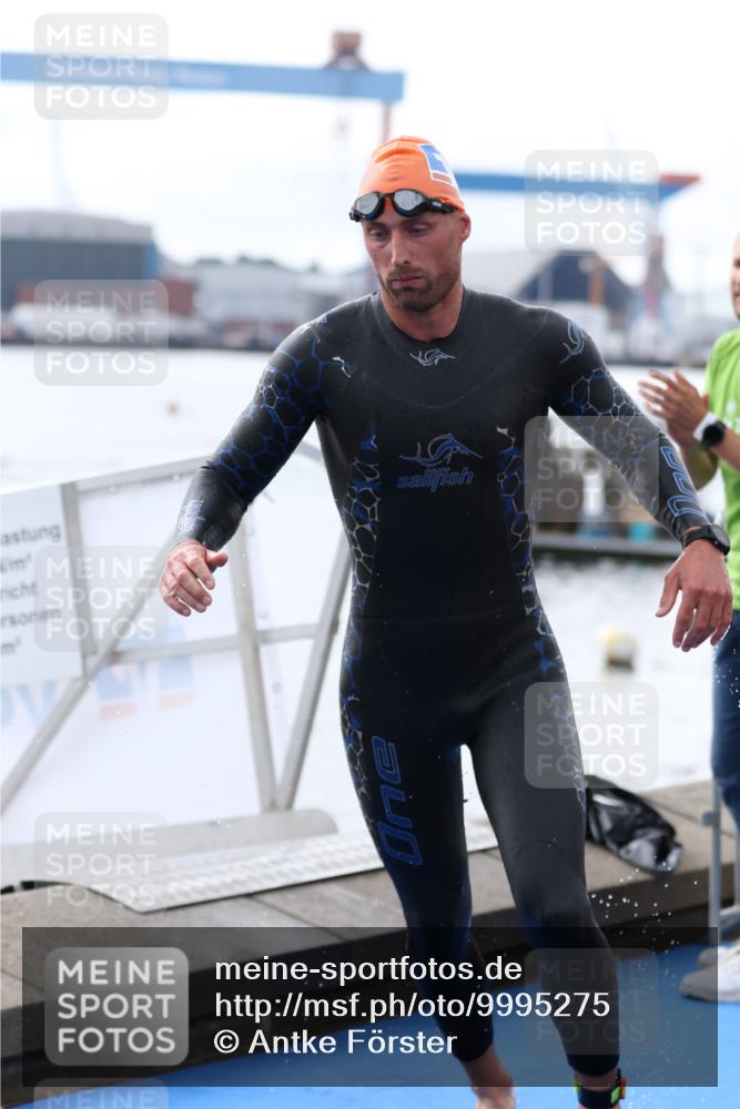 16.08.2026 - KN Förde Triathlon 2026 Antke Förster http://msf.ph/oto/9995275 16.08.2026 10:54:15 Schwimmen 318, 325, 330, 312, 313, 314, 330 meine-sportfotos.de