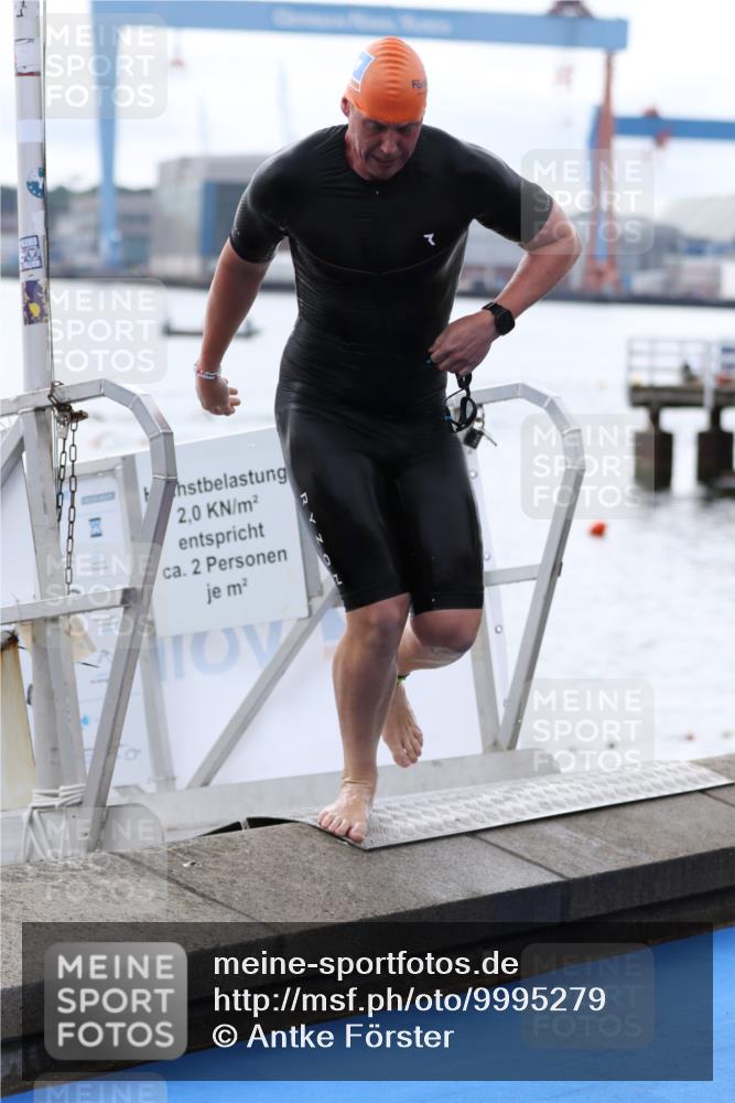 16.08.2026 - KN Förde Triathlon 2026 Antke Förster http://msf.ph/oto/9995279 16.08.2026 10:54:31 Schwimmen 312, 330, 309, 313, 314 meine-sportfotos.de