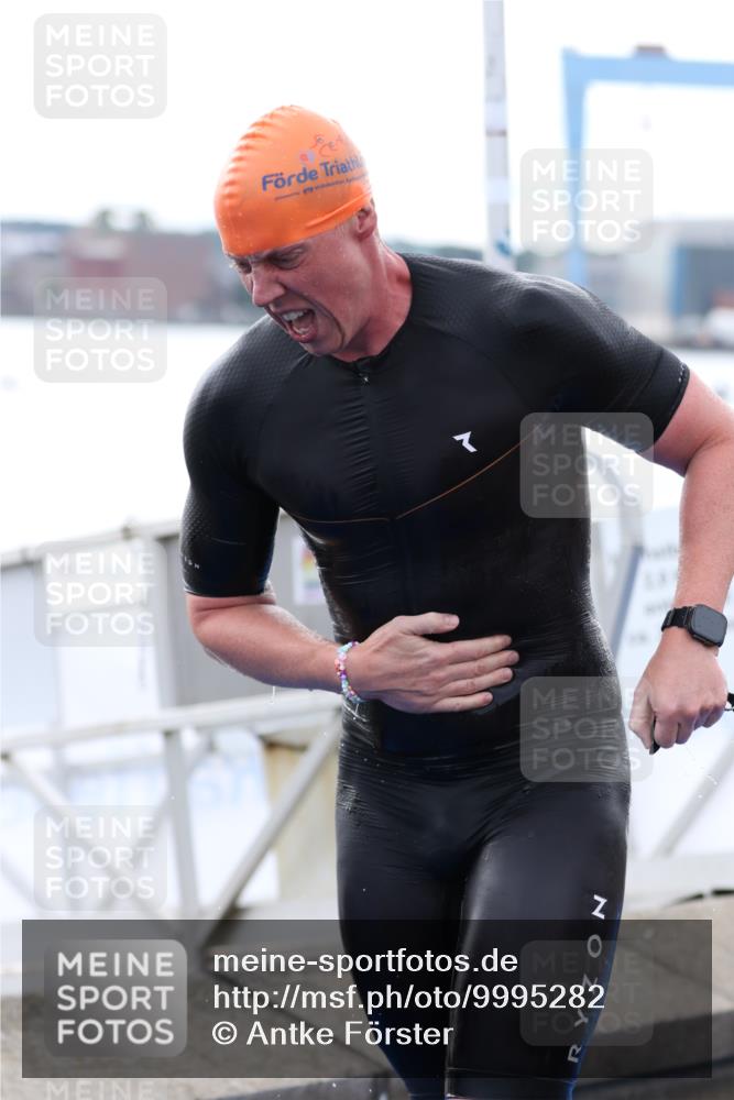 16.08.2026 - KN Förde Triathlon 2026 Antke Förster http://msf.ph/oto/9995282 16.08.2026 10:54:32 Schwimmen 312, 330, 309, 313, 314 meine-sportfotos.de