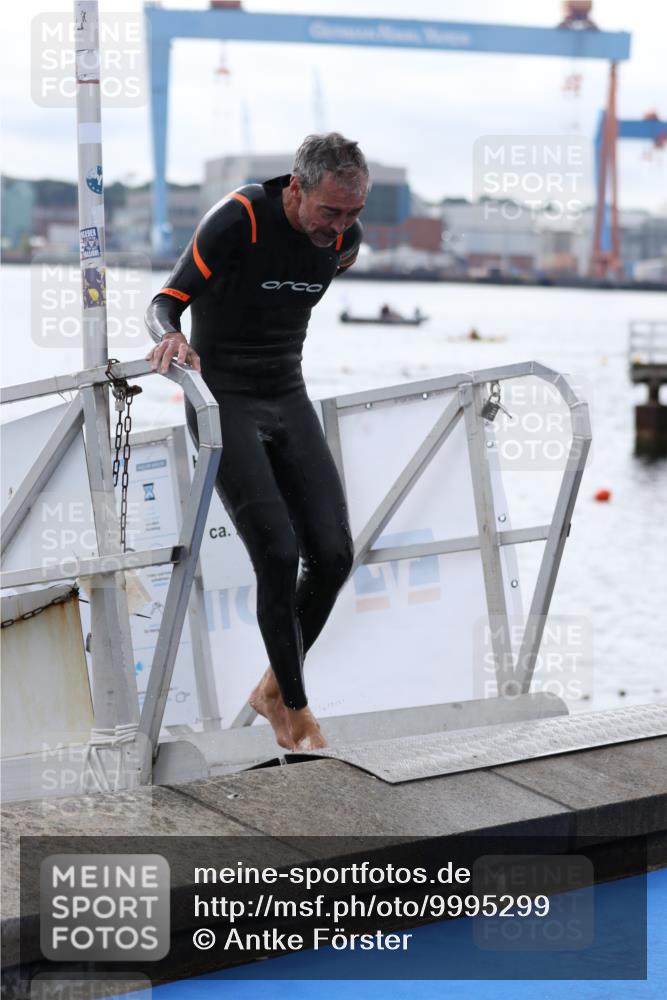 16.08.2026 - KN Förde Triathlon 2026 Antke Förster http://msf.ph/oto/9995299 16.08.2026 10:54:59 Schwimmen 309, 313, 314, 317, 221, 317, 320, 323 meine-sportfotos.de