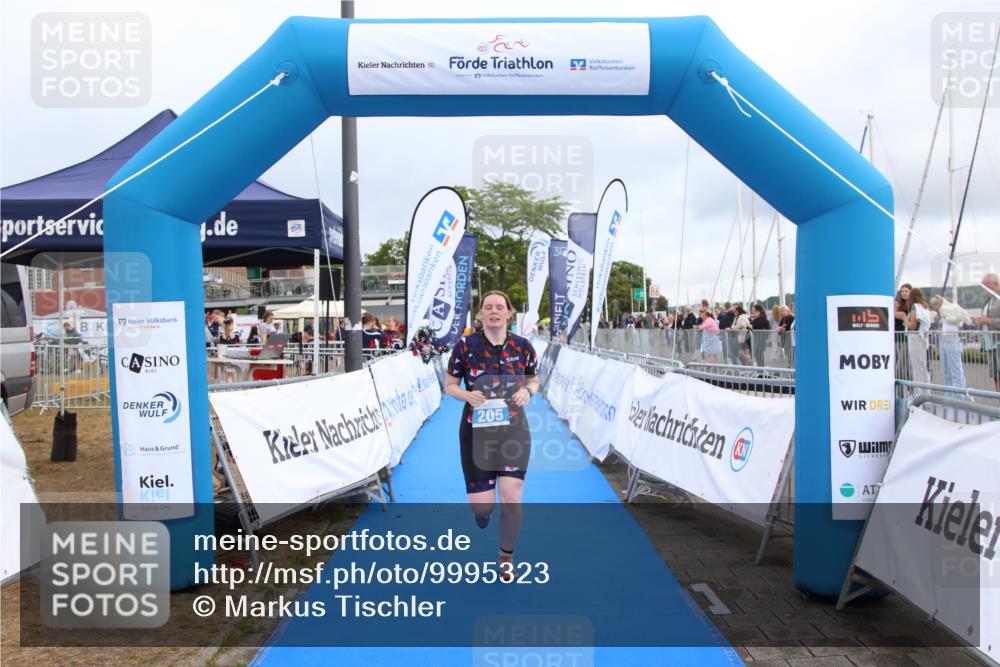 16.08.2026 - KN Förde Triathlon 2026 Markus Tischler http://msf.ph/oto/9995323 16.08.2026 10:57:12 Ziel 205, 205 meine-sportfotos.de