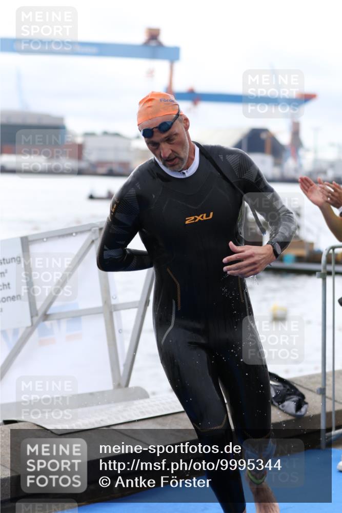 16.08.2026 - KN Förde Triathlon 2026 Antke Förster http://msf.ph/oto/9995344 16.08.2026 10:56:21 Schwimmen 310, 321, 324, 310, 336, 340, 341, 373 meine-sportfotos.de