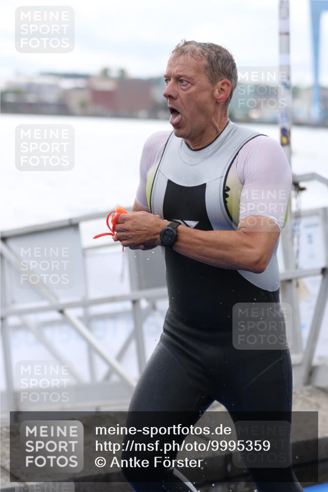 16.08.2026 - KN Förde Triathlon 2026 Antke Förster http://msf.ph/oto/9995359 16.08.2026 10:56:37 Schwimmen 310, 336, 340, 341, 373, 337, 343 meine-sportfotos.de