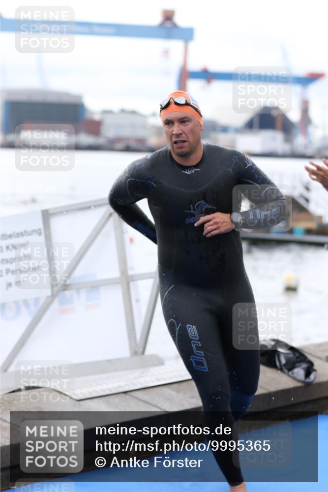 16.08.2026 - KN Förde Triathlon 2026 Antke Förster http://msf.ph/oto/9995365 16.08.2026 10:56:48 Schwimmen 336, 337, 340, 341, 373, 343, 345 meine-sportfotos.de