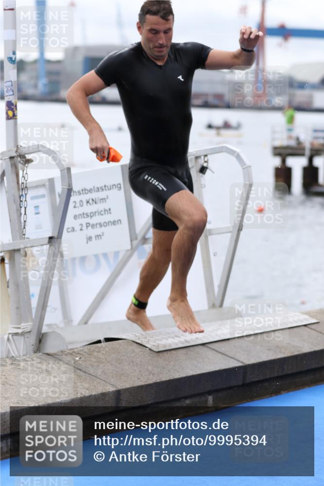 16.08.2026 - KN Förde Triathlon 2026 Antke Förster http://msf.ph/oto/9995394 16.08.2026 10:58:14 Schwimmen 322, 331, 339, 355, 359, 363, 367 meine-sportfotos.de
