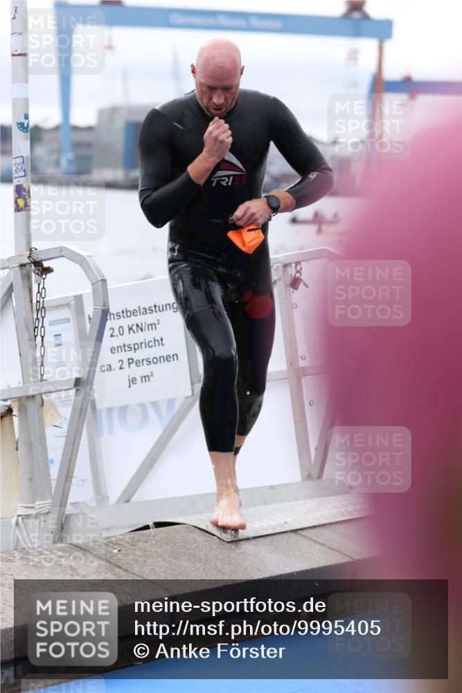 16.08.2026 - KN Förde Triathlon 2026 Antke Förster http://msf.ph/oto/9995405 16.08.2026 10:58:35 Schwimmen 331, 355, 359, 363, 367, 339, 348, 350, 359, 361 meine-sportfotos.de