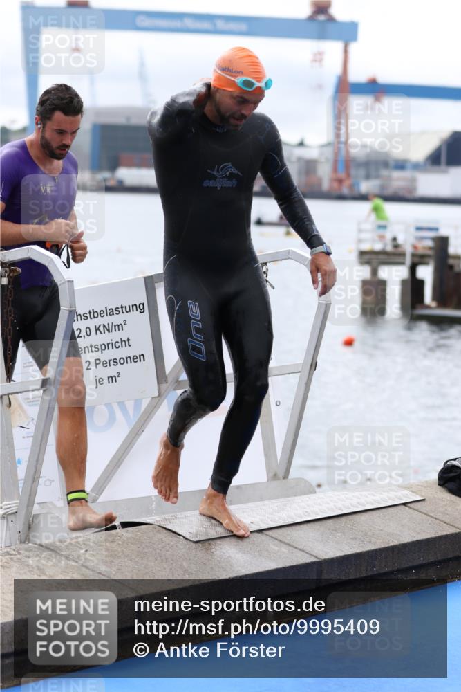 16.08.2026 - KN Förde Triathlon 2026 Antke Förster http://msf.ph/oto/9995409 16.08.2026 10:58:37 Schwimmen 331, 339, 355, 359, 363, 367, 328, 339, 348, 350, 361 meine-sportfotos.de