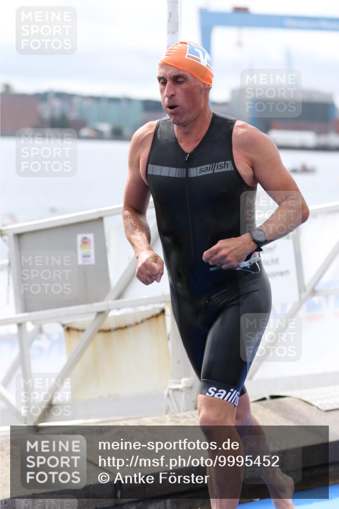 16.08.2026 - KN Förde Triathlon 2026 Antke Förster http://msf.ph/oto/9995452 16.08.2026 10:59:44 Schwimmen 358, 804, 346, 354, 372 meine-sportfotos.de