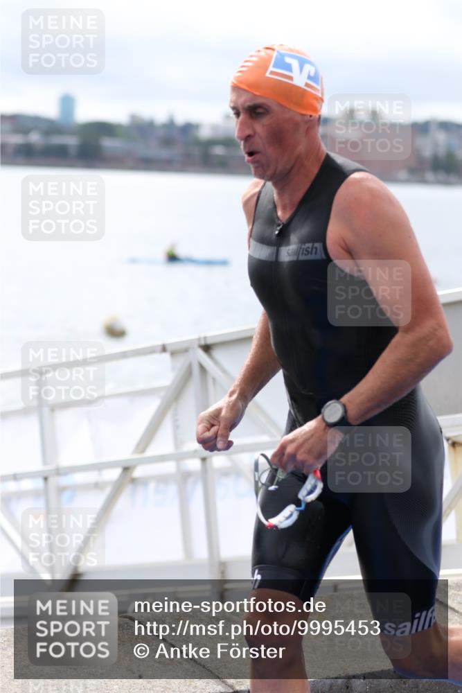 16.08.2026 - KN Förde Triathlon 2026 Antke Förster http://msf.ph/oto/9995453 16.08.2026 10:59:45 Schwimmen 358, 804, 346, 354, 372 meine-sportfotos.de