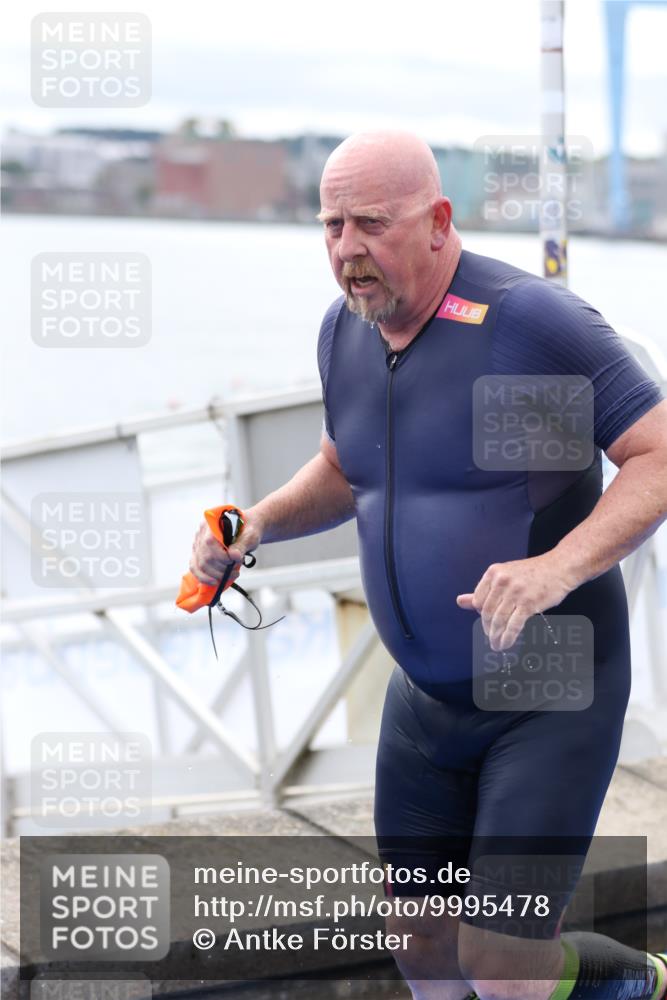 16.08.2026 - KN Förde Triathlon 2026 Antke Förster http://msf.ph/oto/9995478 16.08.2026 11:00:16 Schwimmen 346, 354, 372, 391, 392, 394 meine-sportfotos.de
