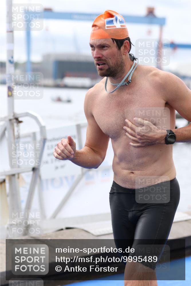 16.08.2026 - KN Förde Triathlon 2026 Antke Förster http://msf.ph/oto/9995489 16.08.2026 11:00:33 Schwimmen 354, 391, 392, 394, 338, 356, 368, 390, 395 meine-sportfotos.de