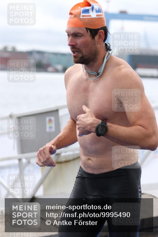 16.08.2026 - KN Förde Triathlon 2026 Antke Förster http://msf.ph/oto/9995490 16.08.2026 11:00:34 Schwimmen 354, 391, 392, 394, 338, 356, 368, 390, 395 meine-sportfotos.de