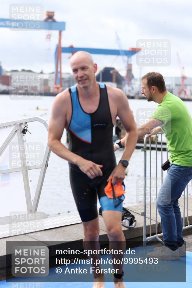 16.08.2026 - KN Förde Triathlon 2026 Antke Förster http://msf.ph/oto/9995493 16.08.2026 11:00:46 Schwimmen 368, 392, 338, 342, 356, 368, 390, 395 meine-sportfotos.de
