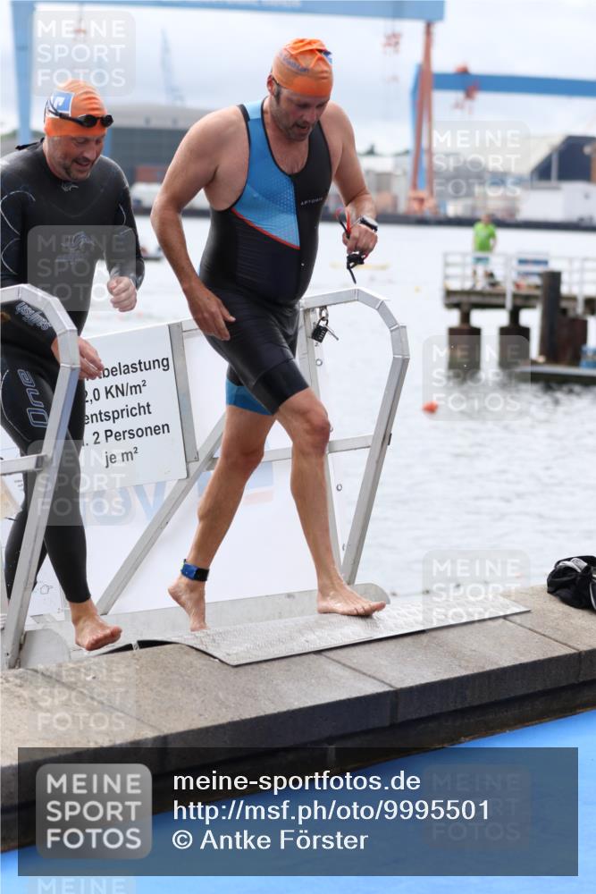 16.08.2026 - KN Förde Triathlon 2026 Antke Förster http://msf.ph/oto/9995501 16.08.2026 11:00:51 Schwimmen 338, 368, 390, 392, 395, 342, 347, 352, 356, 395 meine-sportfotos.de