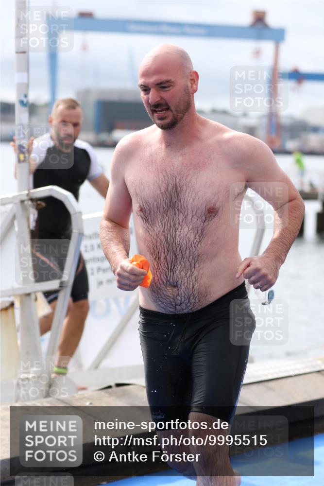 16.08.2026 - KN Förde Triathlon 2026 Antke Förster http://msf.ph/oto/9995515 16.08.2026 11:01:10 Schwimmen 338, 342, 356, 368, 390, 395, 347, 352, 364, 365, 375, 382 meine-sportfotos.de