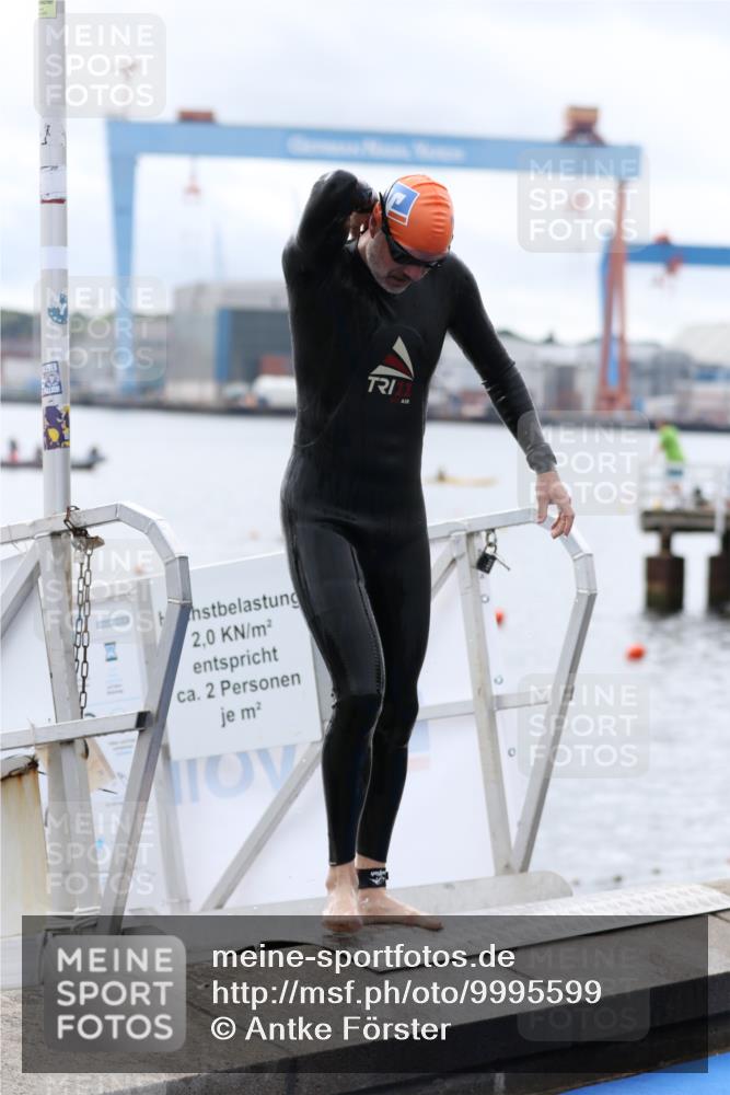 16.08.2026 - KN Förde Triathlon 2026 Antke Förster http://msf.ph/oto/9995599 16.08.2026 11:02:59 Schwimmen 315, 316, 357, 388, 389, 397, 360, 370, 381 meine-sportfotos.de
