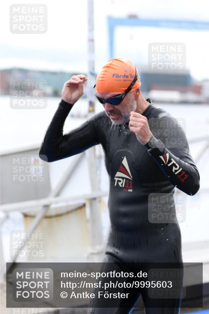 16.08.2026 - KN Förde Triathlon 2026 Antke Förster http://msf.ph/oto/9995603 16.08.2026 11:03:02 Schwimmen 315, 316, 357, 388, 389, 397, 360, 370, 381 meine-sportfotos.de