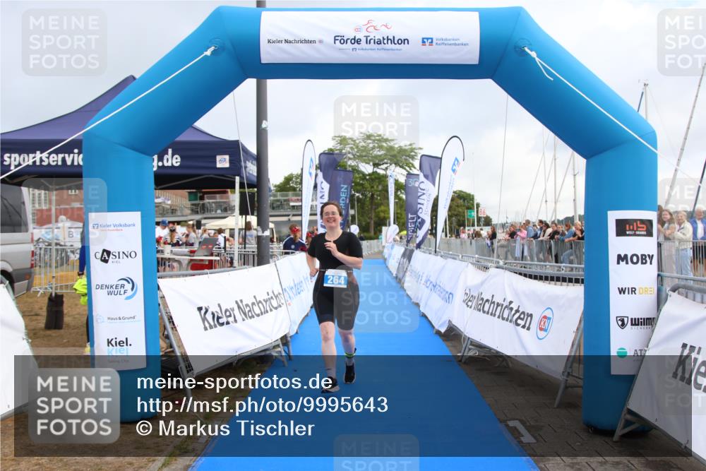 16.08.2026 - KN Förde Triathlon 2026 Markus Tischler http://msf.ph/oto/9995643 16.08.2026 11:02:57 Ziel 264, 264 meine-sportfotos.de