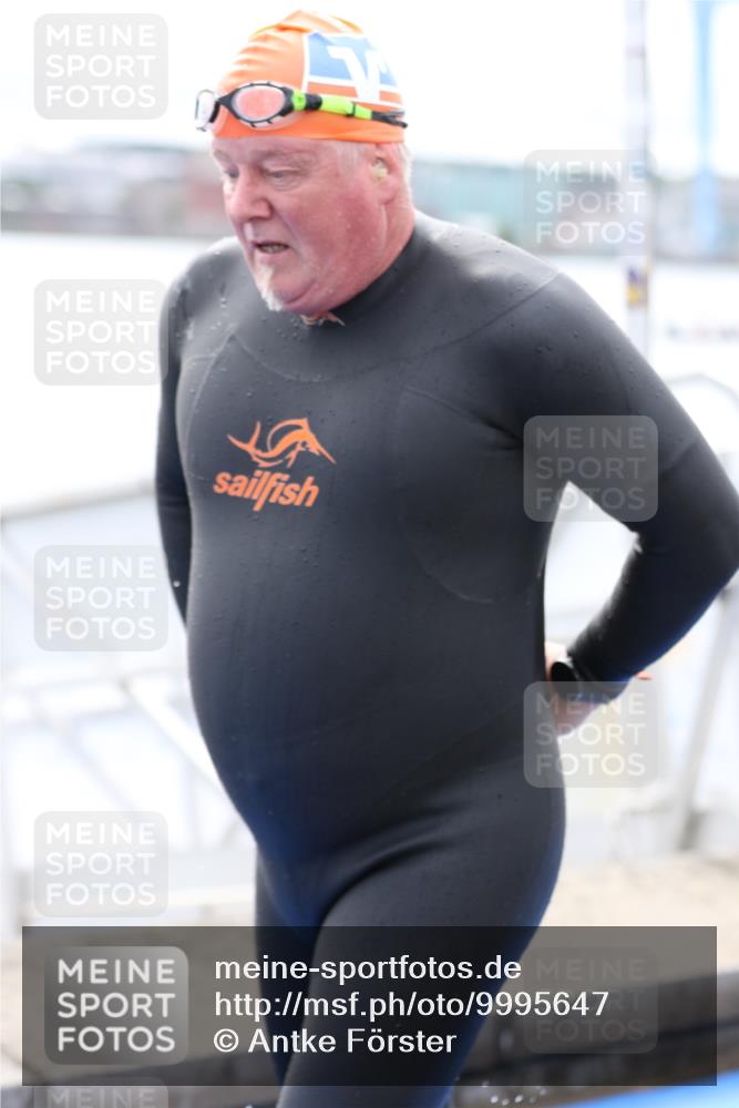16.08.2026 - KN Förde Triathlon 2026 Antke Förster http://msf.ph/oto/9995647 16.08.2026 11:04:04 Schwimmen 379, 398, 403, 409, 422, 334, 401, 411, 412, 413 meine-sportfotos.de