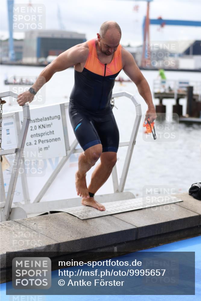 16.08.2026 - KN Förde Triathlon 2026 Antke Förster http://msf.ph/oto/9995657 16.08.2026 11:04:12 Schwimmen 334, 398, 401, 403, 409, 412, 422, 334, 408, 411, 413 meine-sportfotos.de