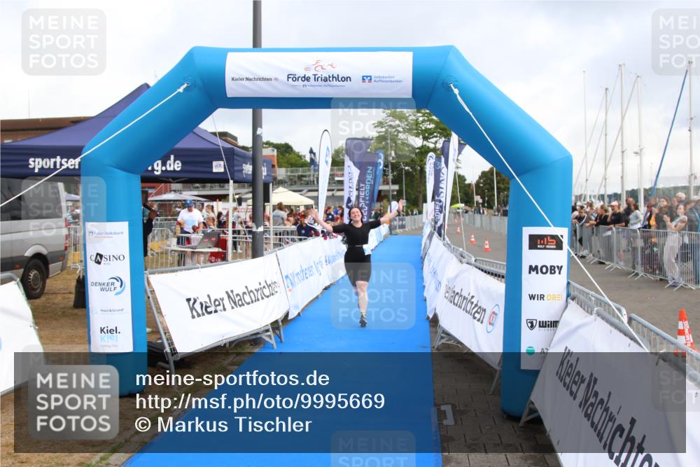 16.08.2026 - KN Förde Triathlon 2026 Markus Tischler http://msf.ph/oto/9995669 16.08.2026 11:04:24 Ziel 263, 263 meine-sportfotos.de