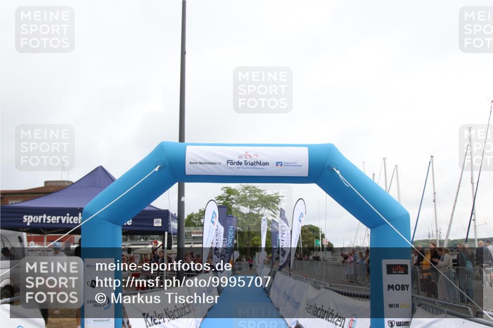16.08.2026 - KN Förde Triathlon 2026 Markus Tischler http://msf.ph/oto/9995707 16.08.2026 11:10:40 Ziel  meine-sportfotos.de