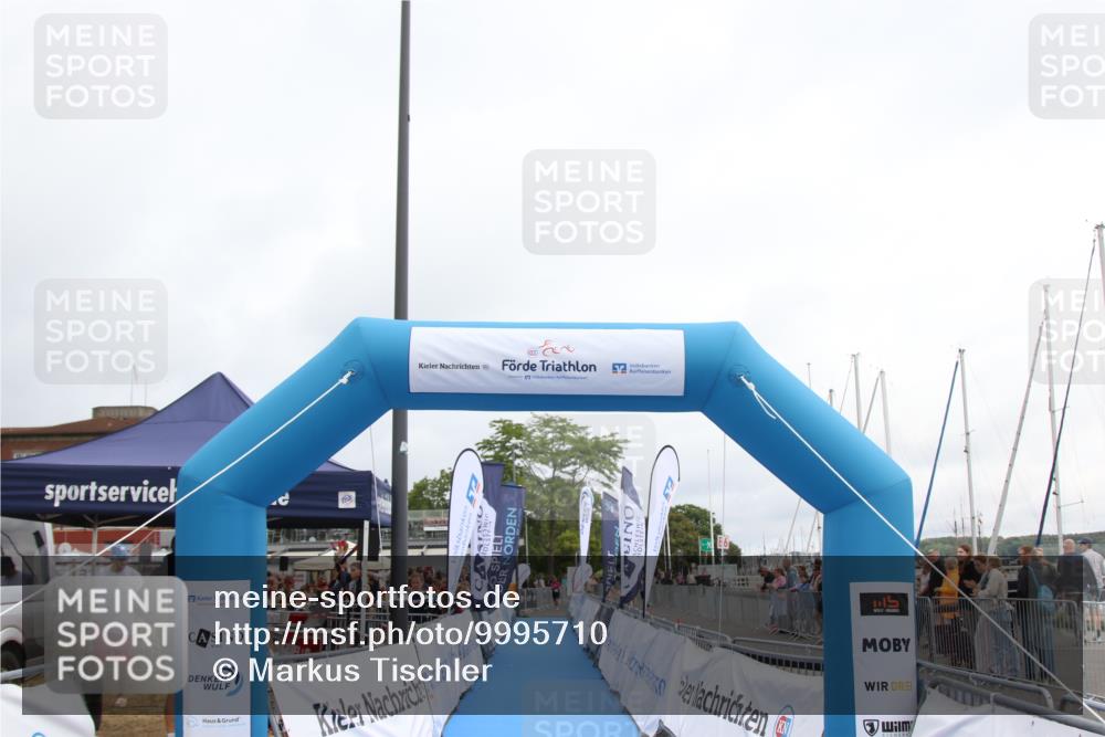 16.08.2026 - KN Förde Triathlon 2026 Markus Tischler http://msf.ph/oto/9995710 16.08.2026 11:10:40 Ziel  meine-sportfotos.de
