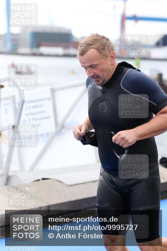 16.08.2026 - KN Förde Triathlon 2026 Antke Förster http://msf.ph/oto/9995727 16.08.2026 11:06:05 Schwimmen 400, 421, 402, 803 meine-sportfotos.de